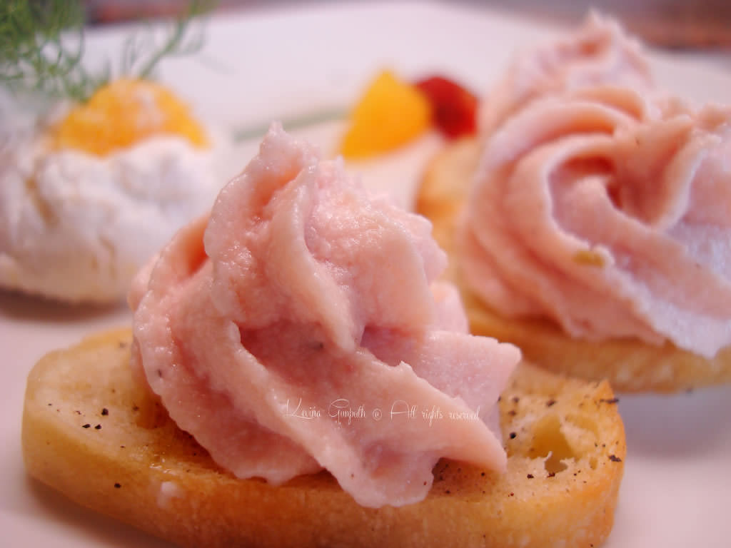 mousse di ricotta e porchetta