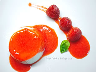 panna cotta alle fragole